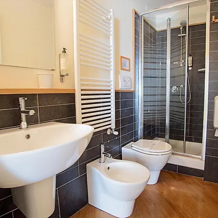 Residenza Viani Pensión 3*