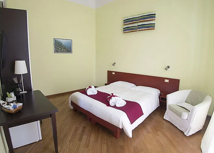 게스트하우스 Residenza Viani 4*