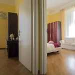 بيت ضيافة Residenza Viani 3*