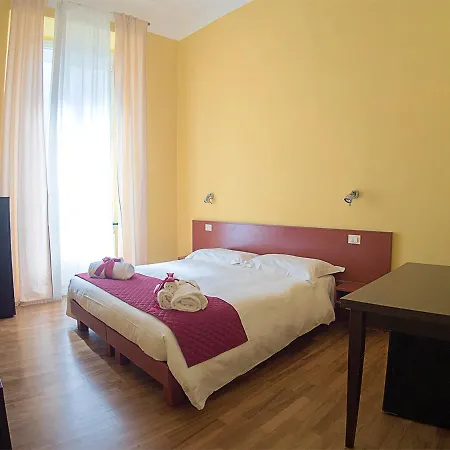 בית הארחה Residenza Viani 3*